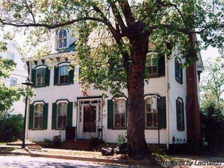 Isaac Hilliard House Bed And Breakfast Pemberton Екстериор снимка
