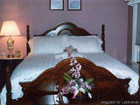 Isaac Hilliard House Bed And Breakfast Pemberton Стая снимка